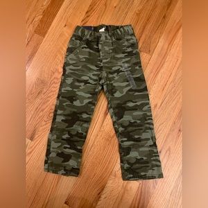 Gap camo pants boys size 4